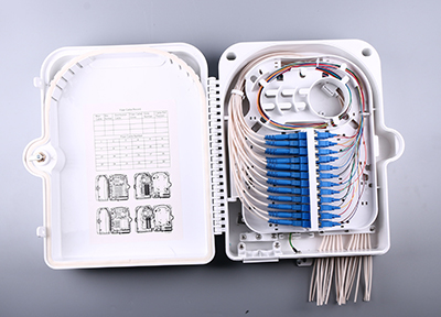 outdoor water proof ftth distribution terminal box 24 ports 4