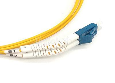 Flexible Boot 90 Degree LC Fiber Optic Connector APC UPC