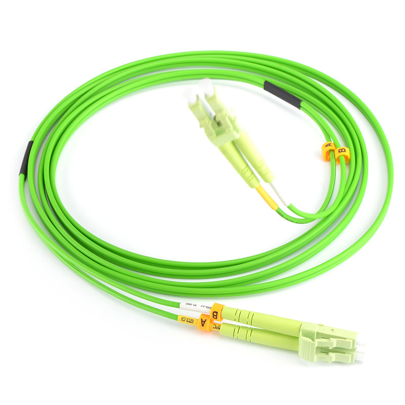 What are the Advantages of OM5 Fiber Jumper Compared to OM3/OM4?