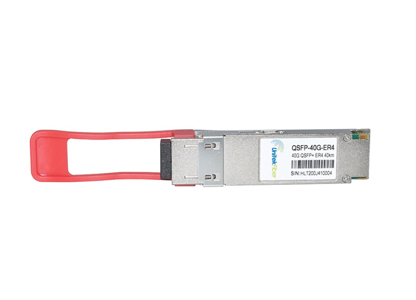 40G QSFP+ Optical Transceiver Up to 40km With Duplex LC Connector 1320nm DOM SMF