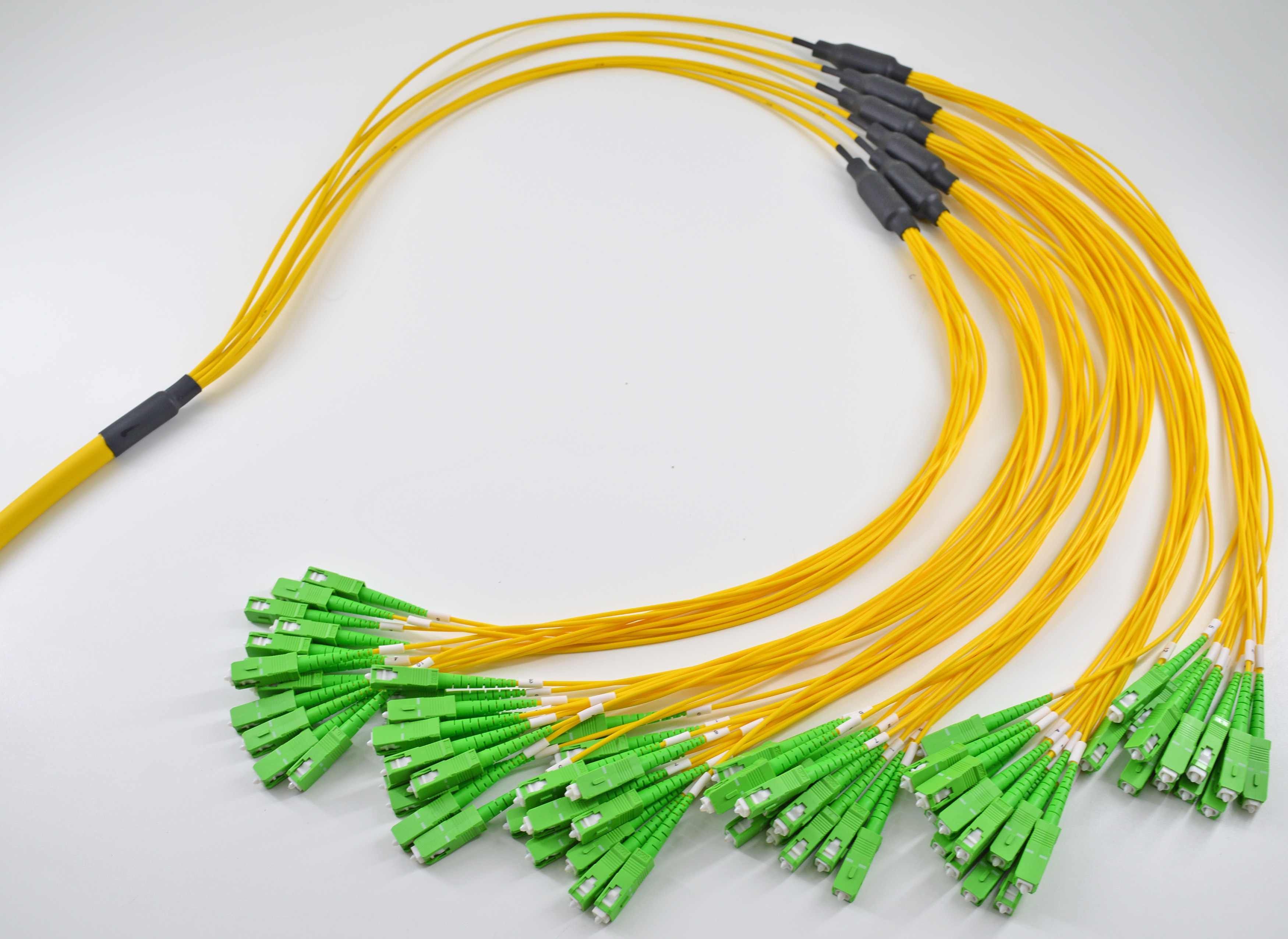 FTTH Bulk Fiber Optic Trunk Cable Jumper SC 72 Cores G657A1 Single Mode Yellow Raiser OFNR