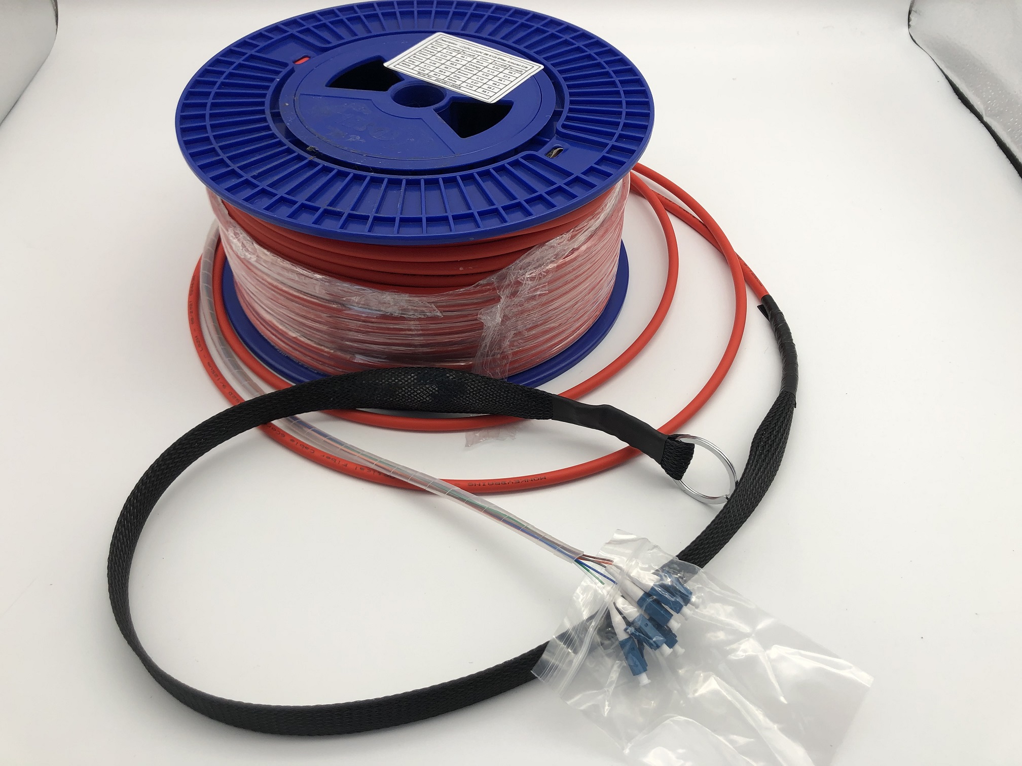 Armored Bulk Fiber Cable Optic Jumper 6 Cores LC/UPC-LC/UPC Pulling Eye Assembles LSZH Red