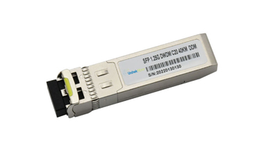 How do you connect fiber optic cable to SFP?