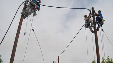 The Latest Methods of Aerial Fiber Cable Construction
