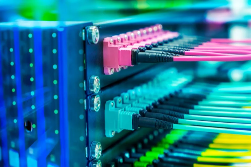 12_fiber_MPO_cable.jpg