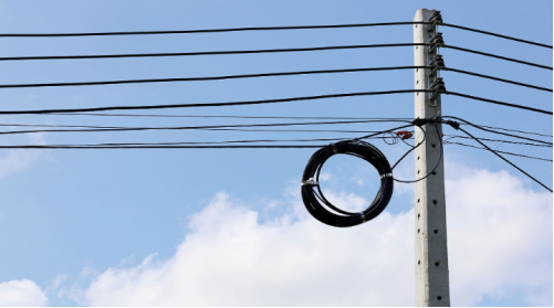 ADSS_optical_cables_with_AT_Sheath.png